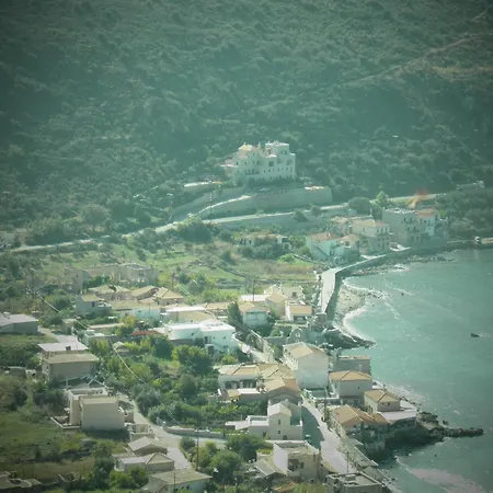 Plagiaki Sea View Apartments-mani Apartment *