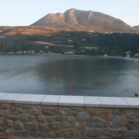 Plagiaki Sea View Apartments-mani Apartamento
