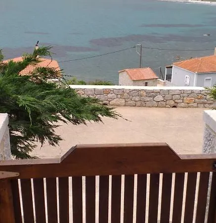 Plagiaki Sea View Apartments-mani Apartamento Néon Oítilon