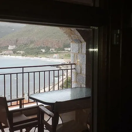 Plagiaki Sea View Apartments-mani Apartamento *