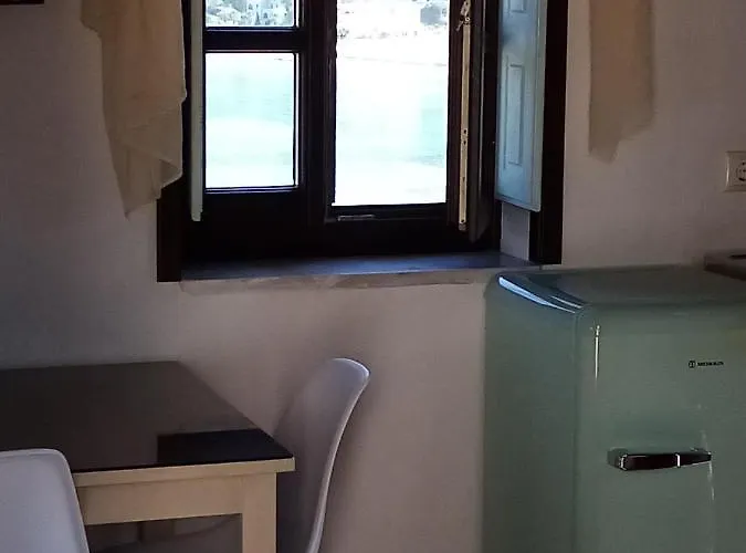 Plagiaki Sea View Apartments-mani Apartment Neo Oitilo