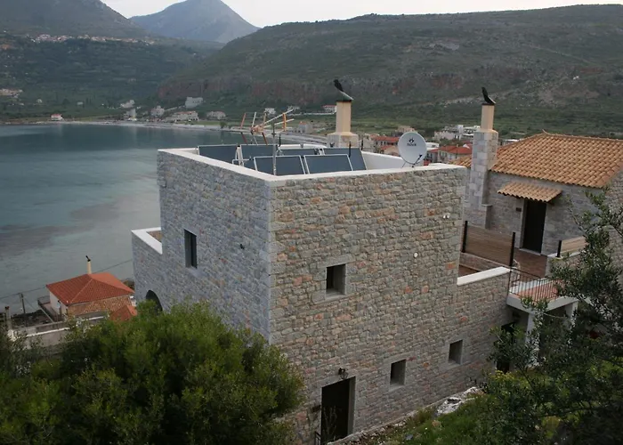 Plagiaki Sea View Apartments-mani * Neo Oitilo