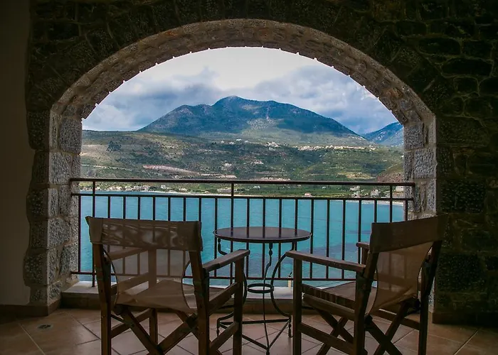 Plagiaki Sea View Apartments-mani Apartment *