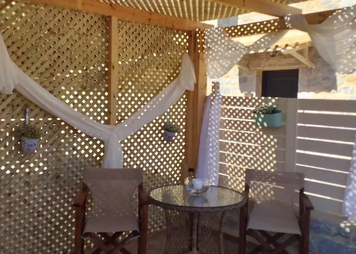 Plagiaki Sea View Apartments-mani *