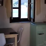 Plagiaki Sea View Apartments-mani דירה Néon Oítilon