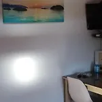 Plagiaki Sea View Apartments-mani