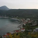 Plagiaki Sea View Apartments-mani