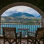 Plagiaki Sea View Apartments-mani Apartman *