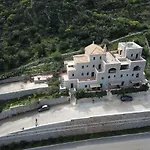 Plagiaki Sea View Apartments-mani * Néon Oítilon