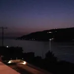 Plagiaki Sea View Apartments-mani Néon Oítilon