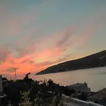 Plagiaki Sea View Apartments-mani