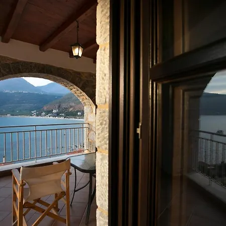 Apartment Traditional Plagiaki