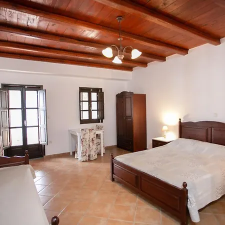 Apartment Traditional Plagiaki