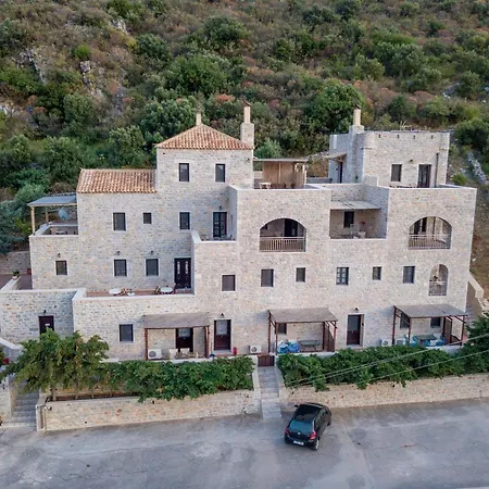 Apartment Traditional Plagiaki
