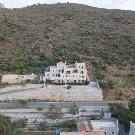 Apartment Traditional Plagiaki