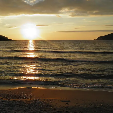 Plagiaki Sea View Apartments-mani Apartamento *