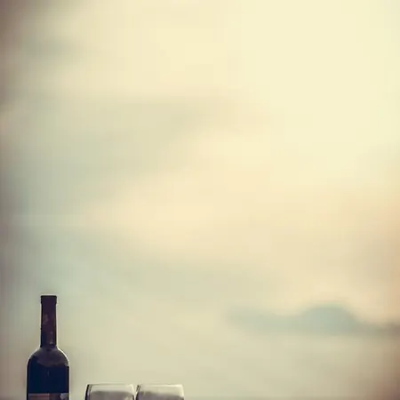 Traditional Plagiaki Néon Oítilon