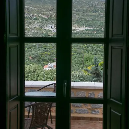 Plagiaki Sea View Apartments-mani