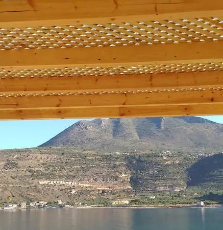Plagiaki Sea View Apartments-mani Neo Oitilo