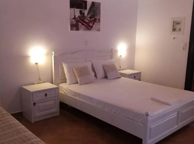 Plagiaki Sea View Apartments-mani Apartamento Néon Oítilon