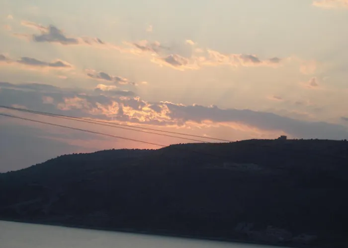 Plagiaki Sea View Apartments-mani Apartamento *