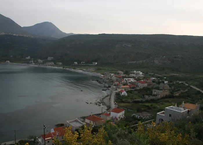 Plagiaki Sea View Apartments-mani