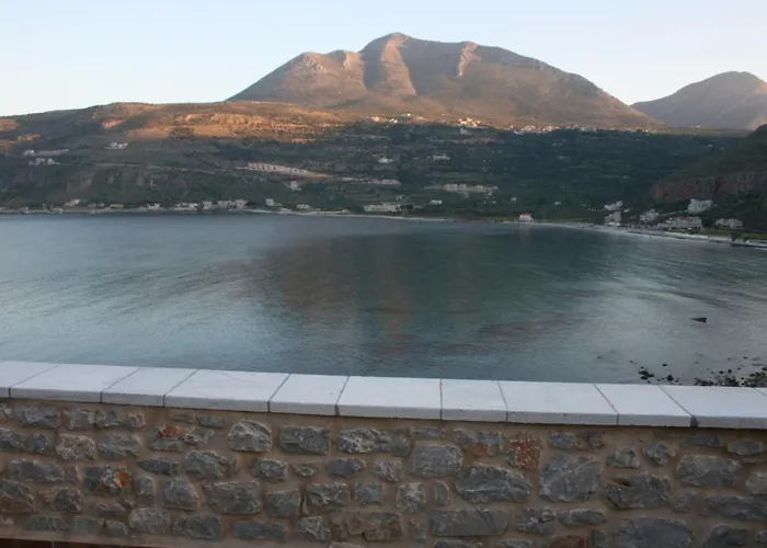 Plagiaki Sea View Apartments-mani Apartamento