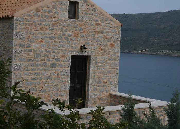 Plagiaki Sea View Apartments-mani Apartamento