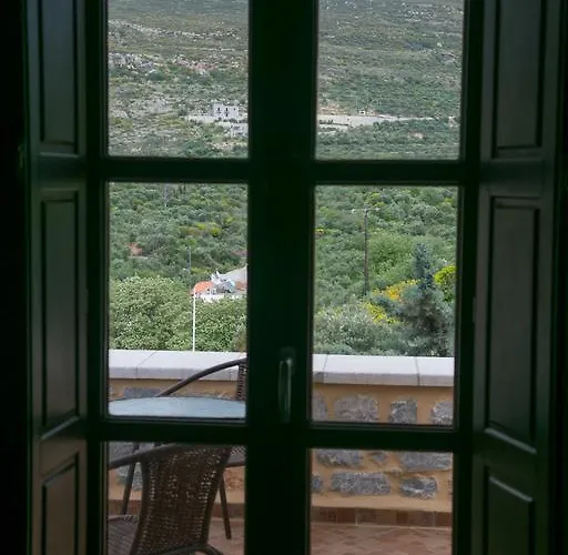 Plagiaki Sea View Apartments-mani