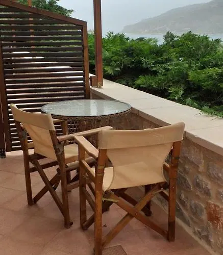 Apartamento Plagiaki Sea View Apartments-mani Néon Oítilon