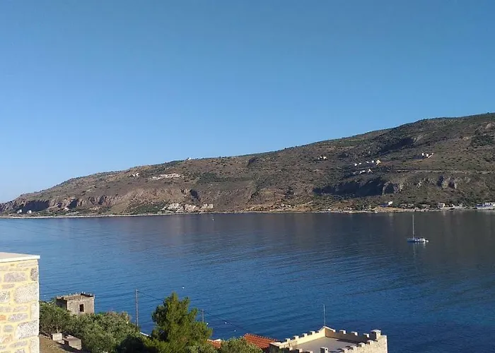 Plagiaki Sea View Apartments-mani Apartamento